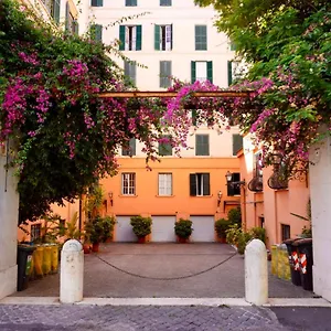 https://trastevere-house-suite-elegante-nel-centro-storico.it-romehotels.com